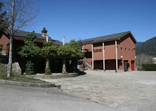 Alberg Escola De Piraguisme De סורט מראה חיצוני תמונה